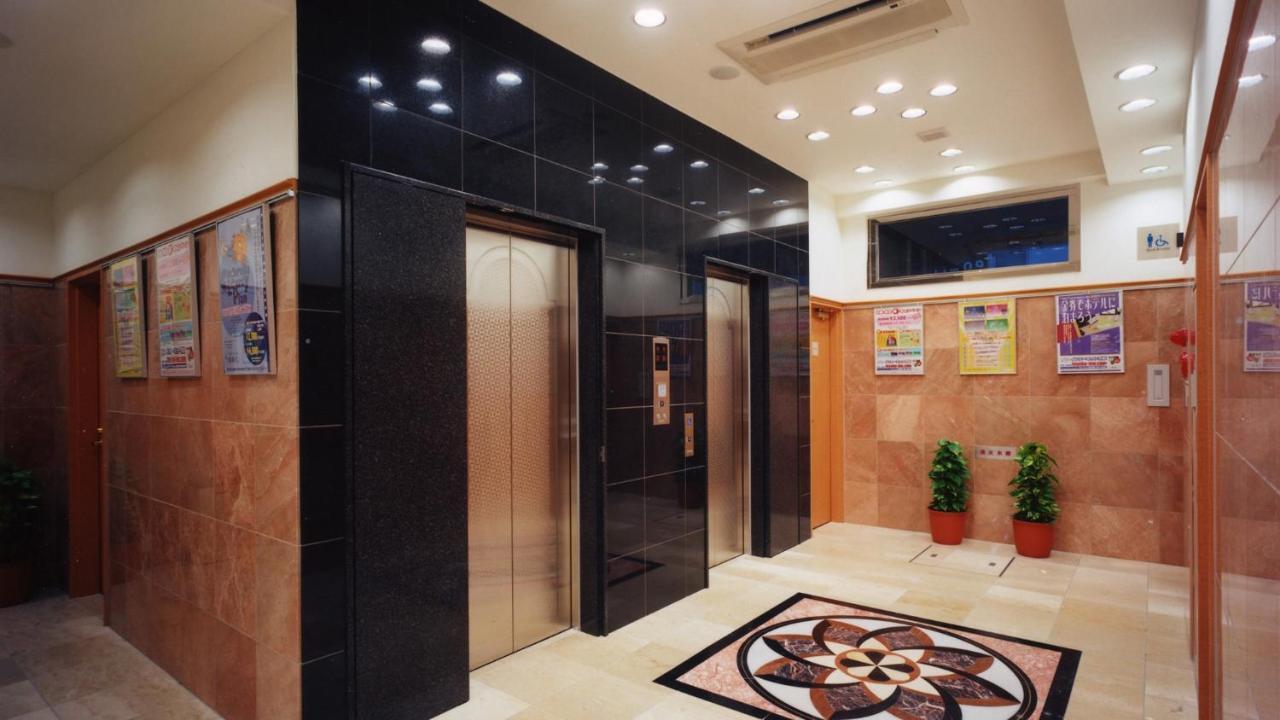Toyoko Inn Tokyo Ikebukuro Kita-Guchi No.1 מראה חיצוני תמונה
