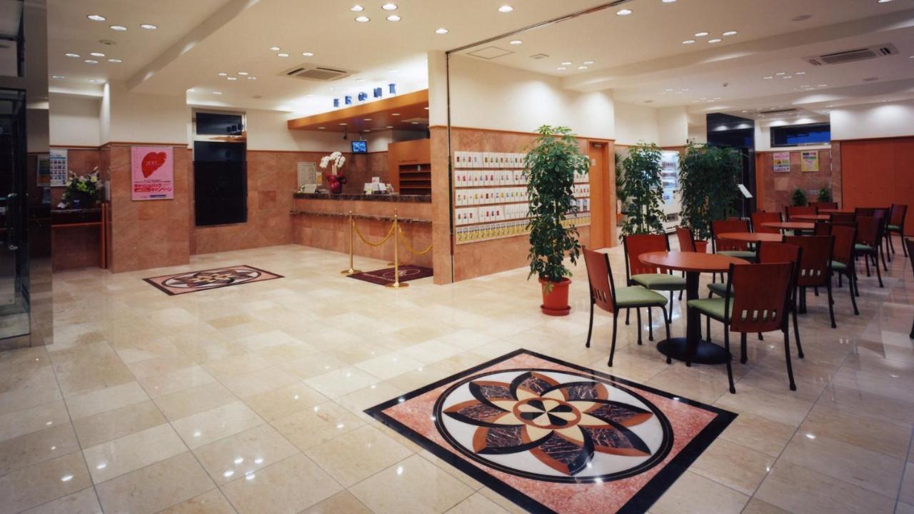 Toyoko Inn Tokyo Ikebukuro Kita-Guchi No.1 מראה חיצוני תמונה