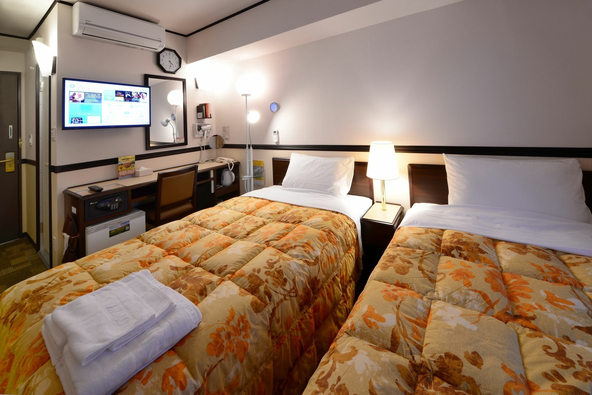 Toyoko Inn Tokyo Ikebukuro Kita-Guchi No.1 מראה חיצוני תמונה